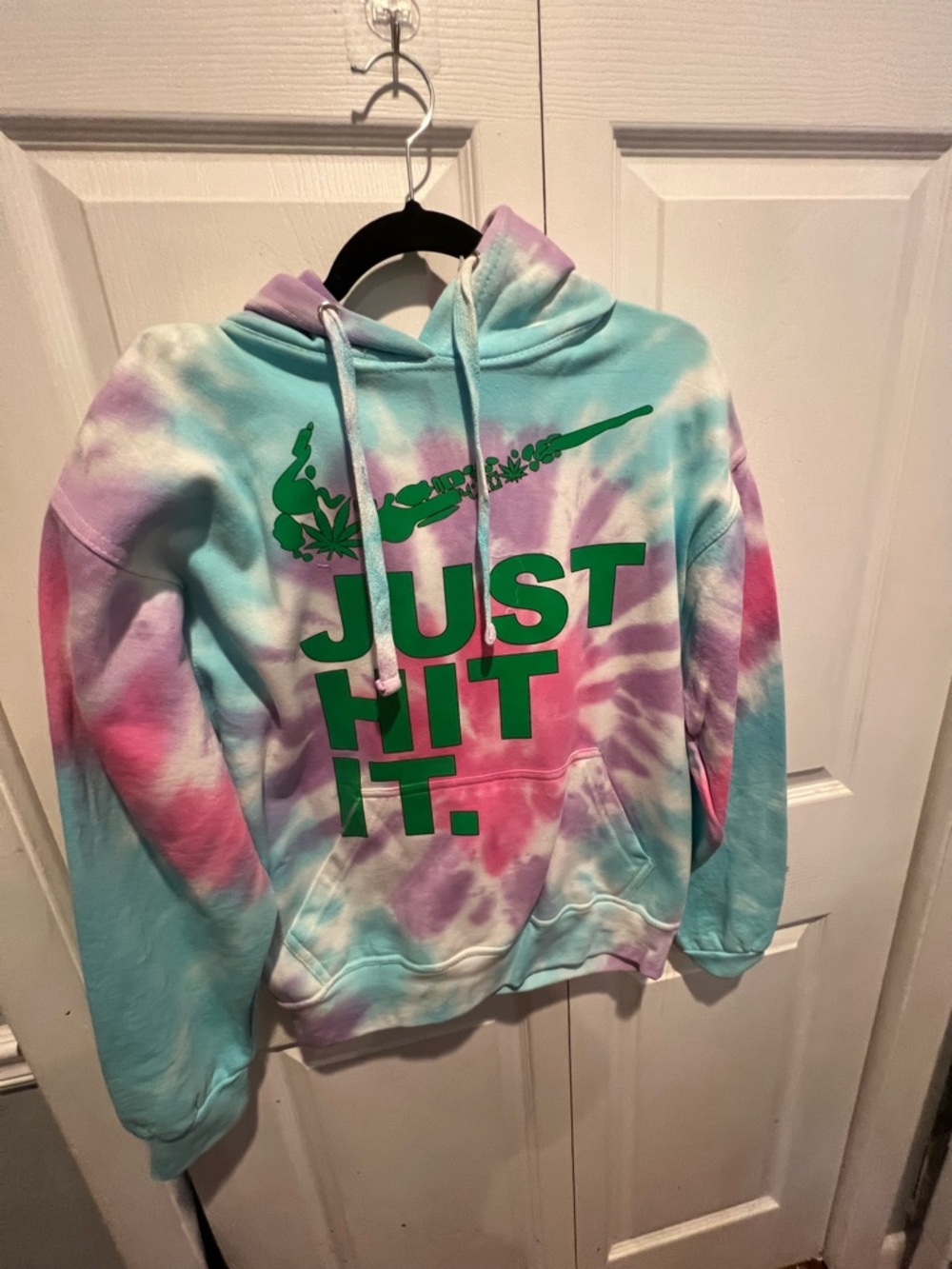 Tie-Dye 'JUST HIT IT.' Graphic Hoodie - Aqua, Pink, Purple